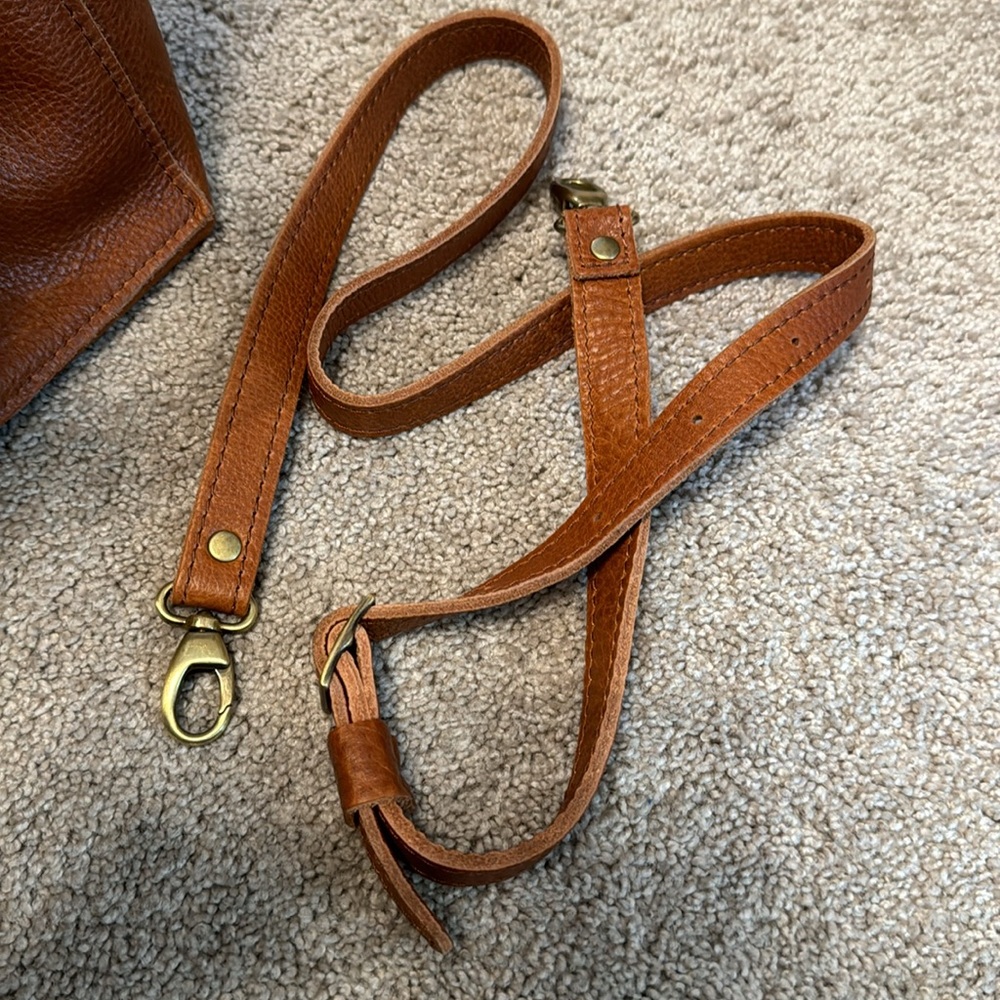 Portland Leather Sedona Mini Crossbody Tote - Picture 3 of 3